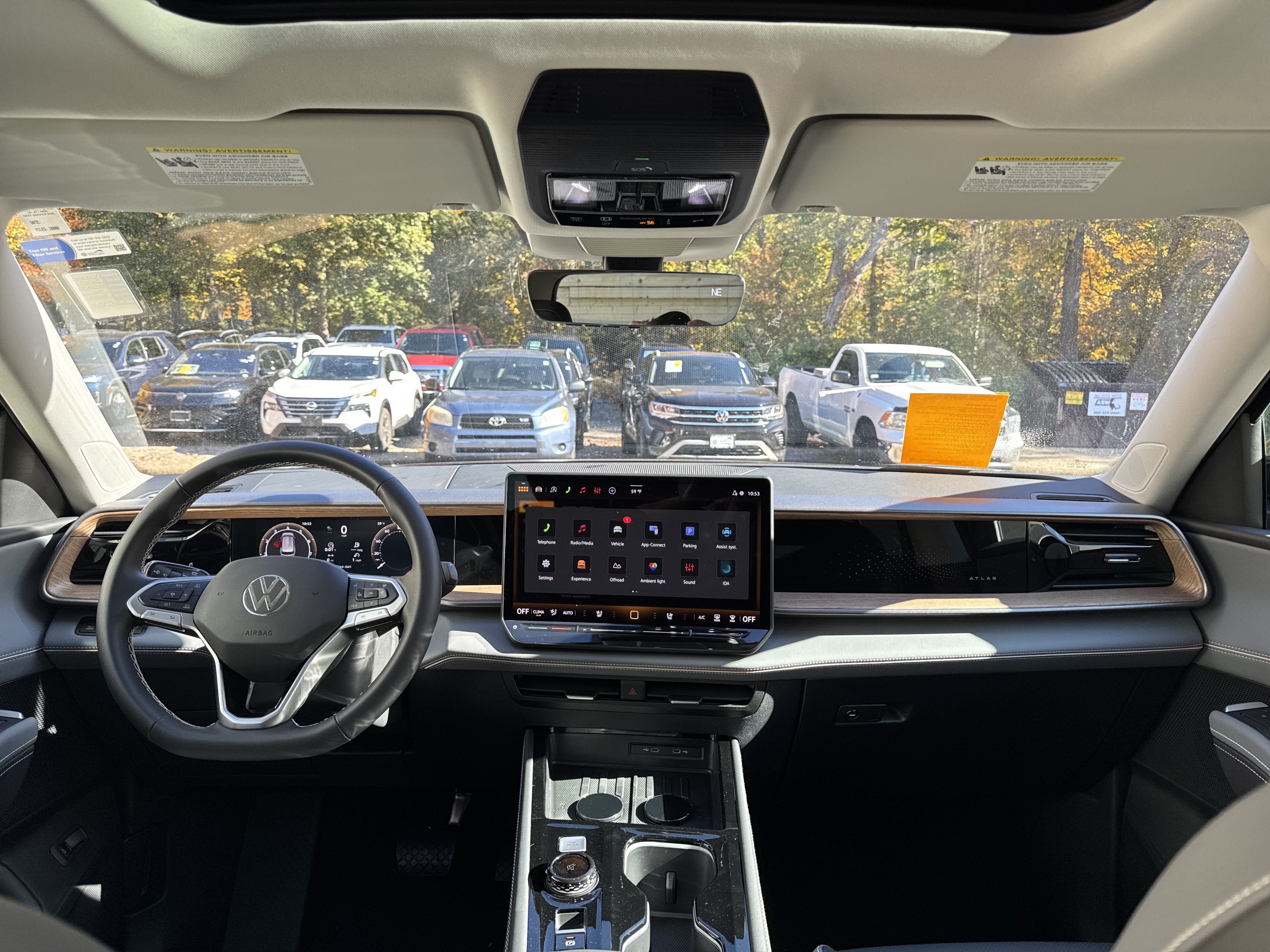 2027 Volkswagen Atlas SE w/Technology w/panoramic sunroof and black wheel package