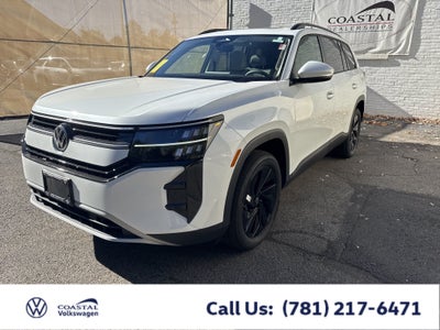 2027 Volkswagen Atlas SE w/Technology w/panoramic sunroof and black wheel package
