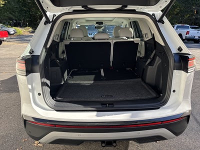 2027 Volkswagen Atlas SE w/Technology w/panoramic sunroof and black wheel package
