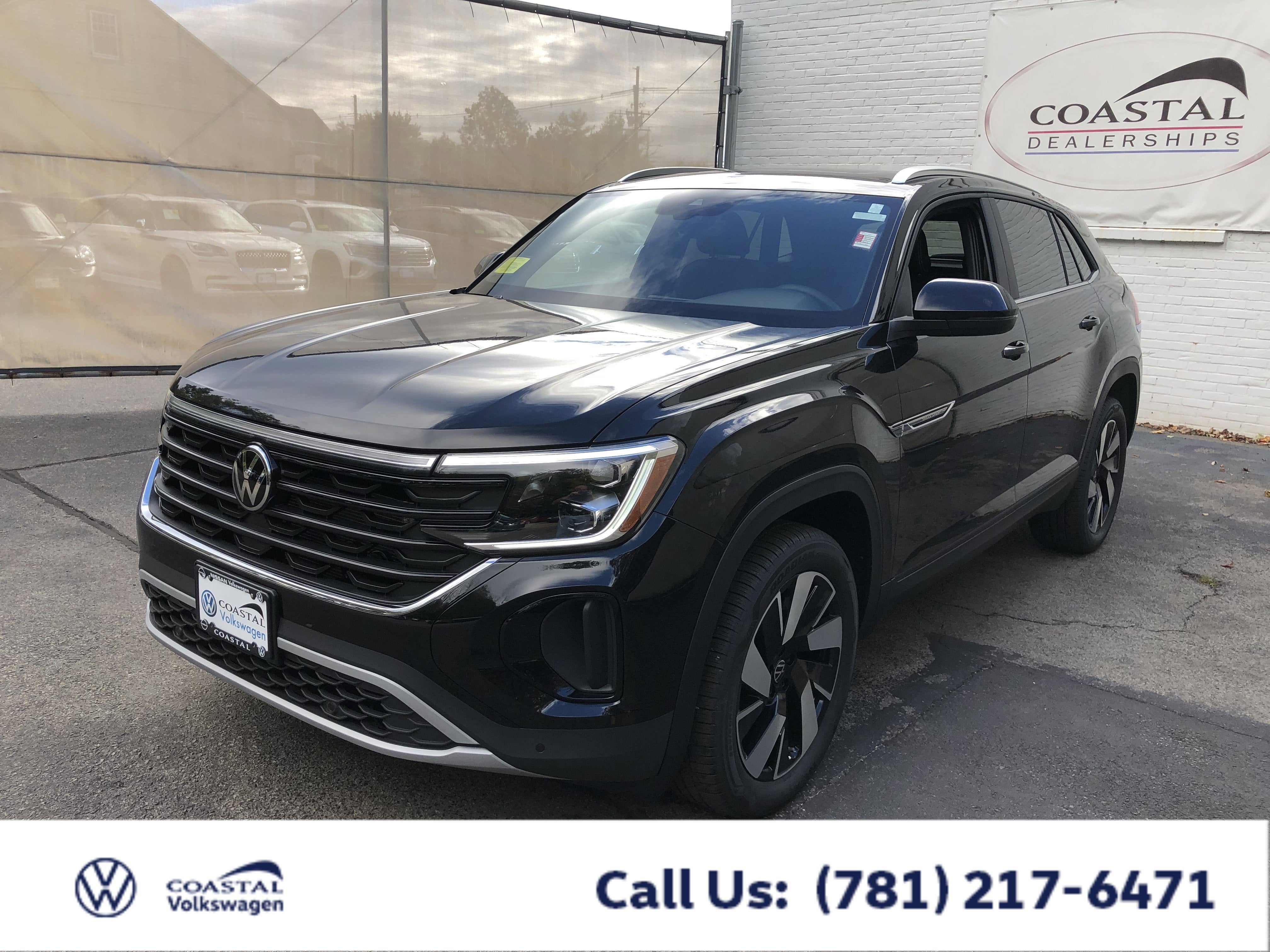 2026 Volkswagen Atlas Cross Sport 2.0T SE w/Technology w/panoramic sunroof