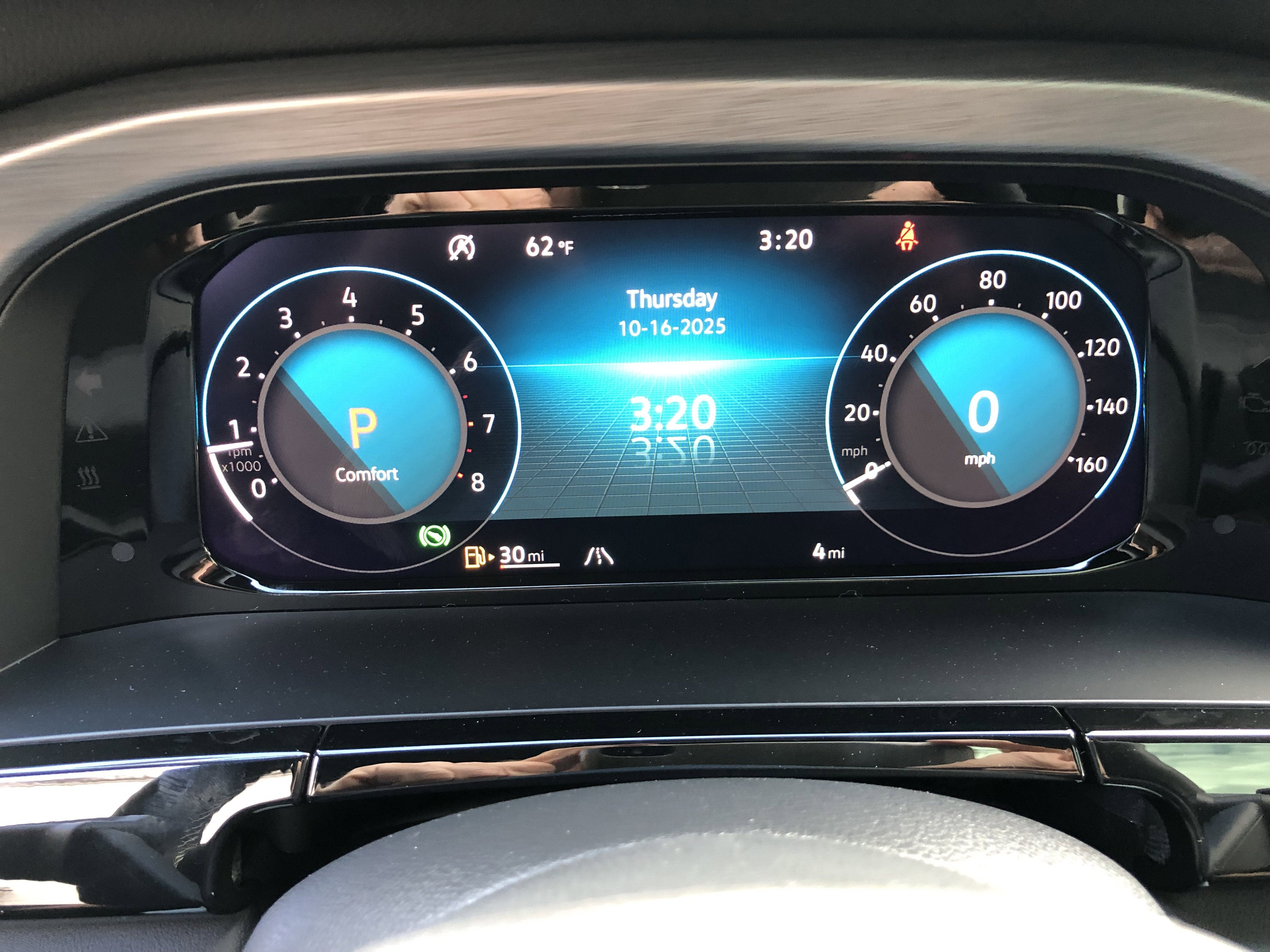 2026 Volkswagen Atlas Cross Sport 2.0T SE w/Technology w/panoramic sunroof