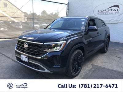 2026 Volkswagen Atlas Cross Sport 2.0T SE w/Technology w/panoramic sunroof and black wheel package