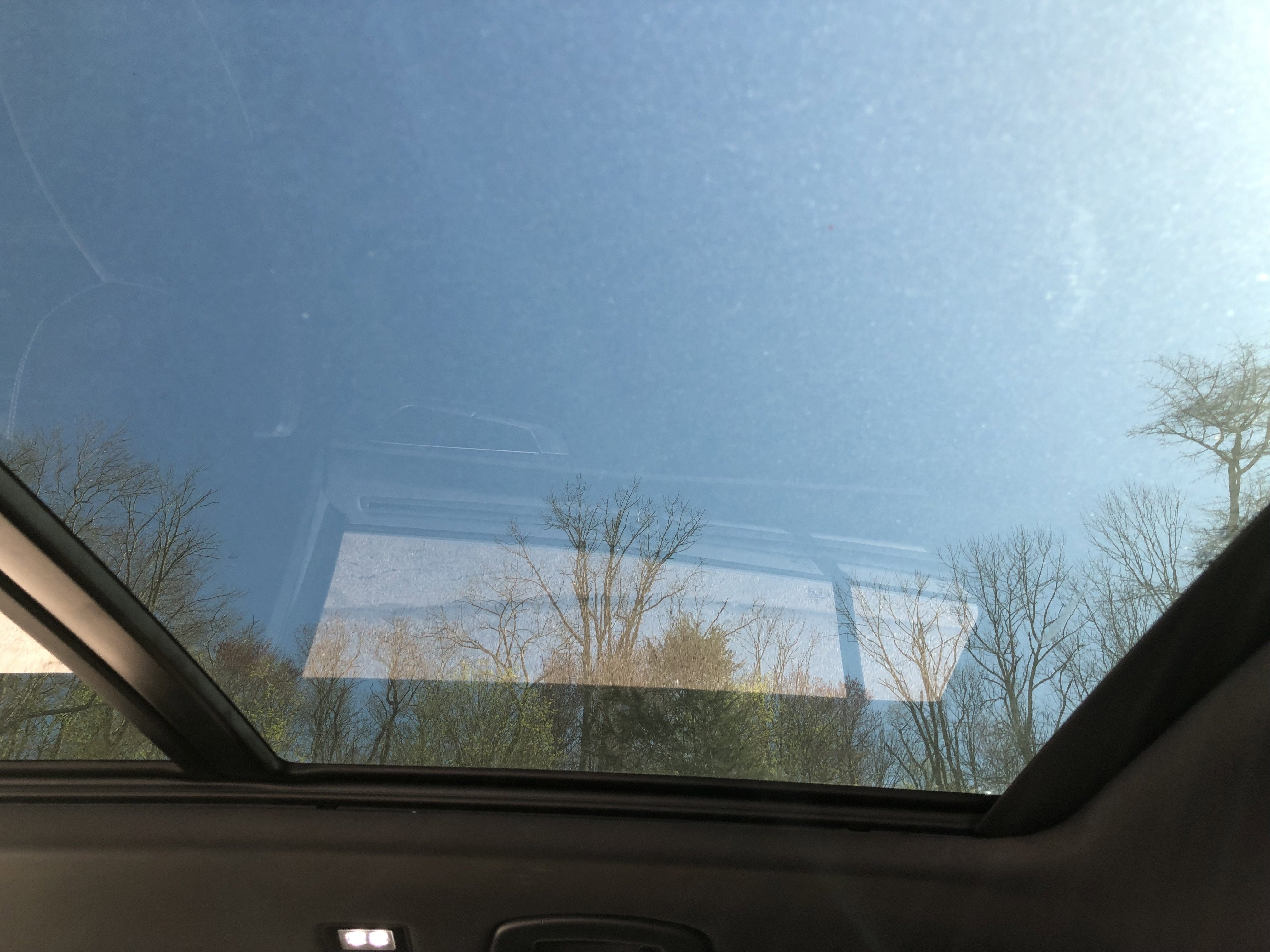 2026 Volkswagen Atlas Cross Sport 2.0T SE w/Technology w/panoramic sunroof and black wheel package
