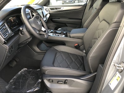 2026 Volkswagen Atlas Cross Sport 2.0T SE w/Technology w/panoramic sunroof and black wheel package