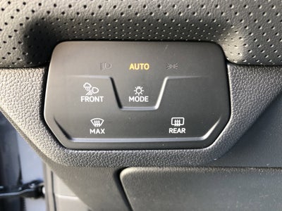 2026 Volkswagen Atlas Cross Sport 2.0T SE w/Technology w/panoramic sunroof and black wheel package