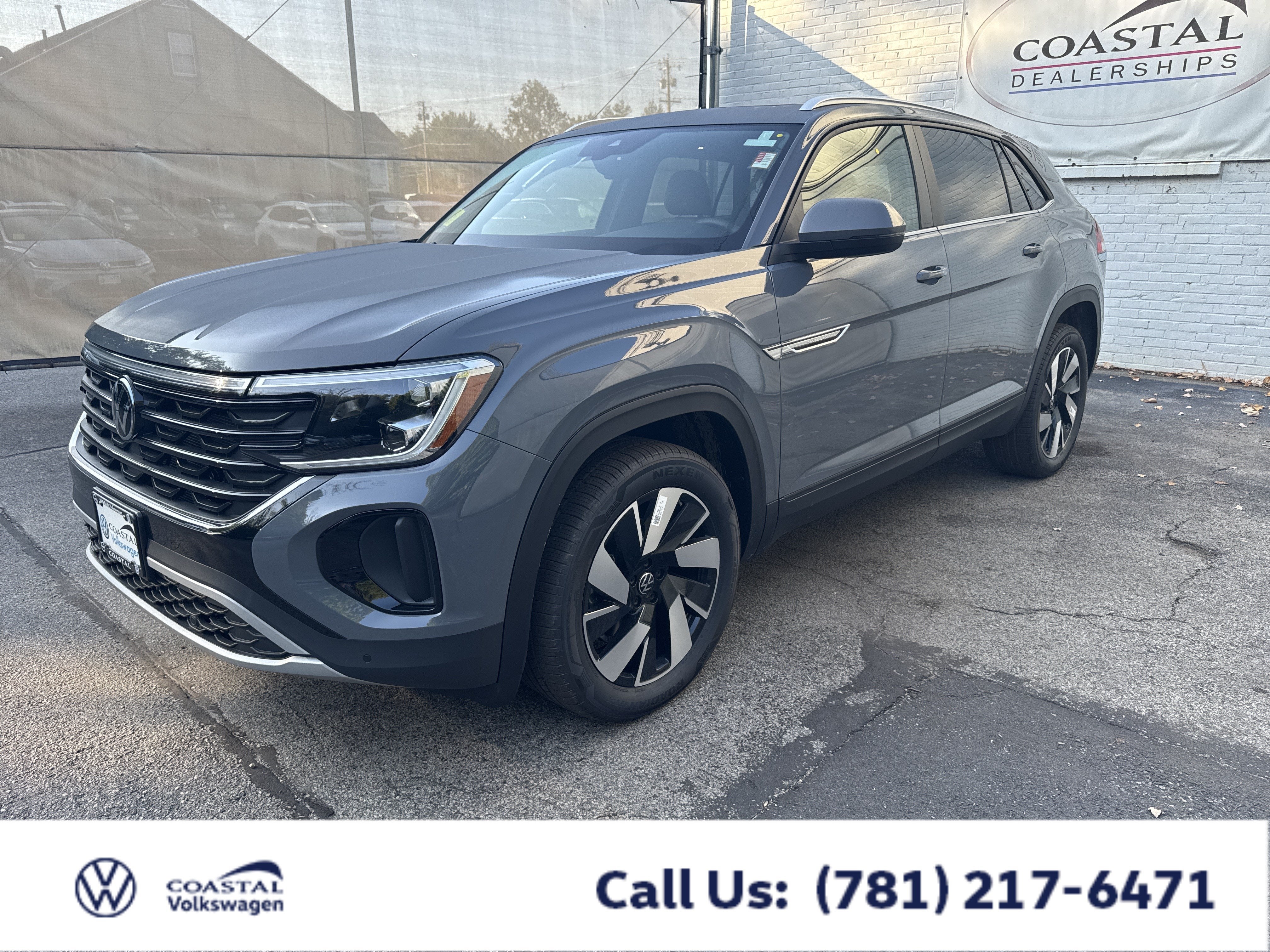 2026 Volkswagen Atlas Cross Sport 2.0T SE w/Technology w/panoramic sunroof