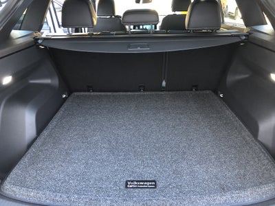 2026 Volkswagen Atlas Cross Sport 2.0T SE w/Technology w/panoramic sunroof and black wheel package