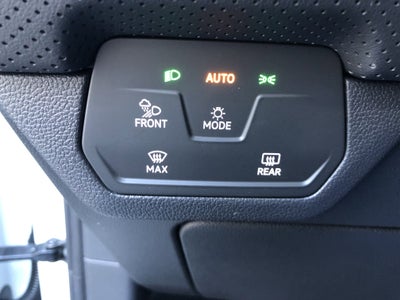 2026 Volkswagen Atlas Cross Sport 2.0T SE w/Technology w/panoramic sunroof and black wheel package