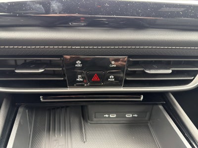 2026 Volkswagen Atlas Cross Sport 2.0T SE w/Technology w/panoramic sunroof