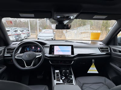 2026 Volkswagen Atlas Cross Sport 2.0T SE w/Technology w/panoramic sunroof