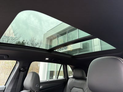 2026 Volkswagen Atlas Cross Sport 2.0T SE w/Technology w/panoramic sunroof