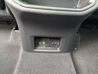 2026 Volkswagen Atlas Cross Sport 2.0T SE w/Technology w/panoramic sunroof