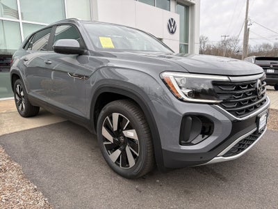 2026 Volkswagen Atlas Cross Sport 2.0T SE w/Technology w/panoramic sunroof