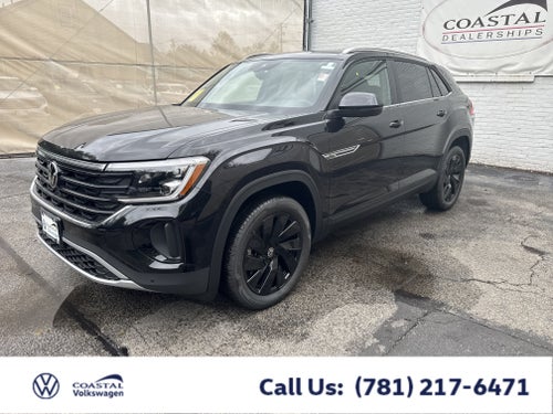 2026 Volkswagen Atlas Cross Sport 2.0T SE w/Technology w/panoramic sunroof and black wheel package