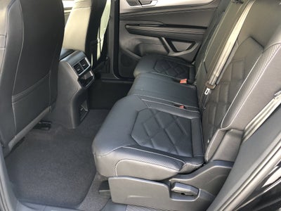 2026 Volkswagen Atlas Cross Sport 2.0T SE w/Technology w/panoramic sunroof