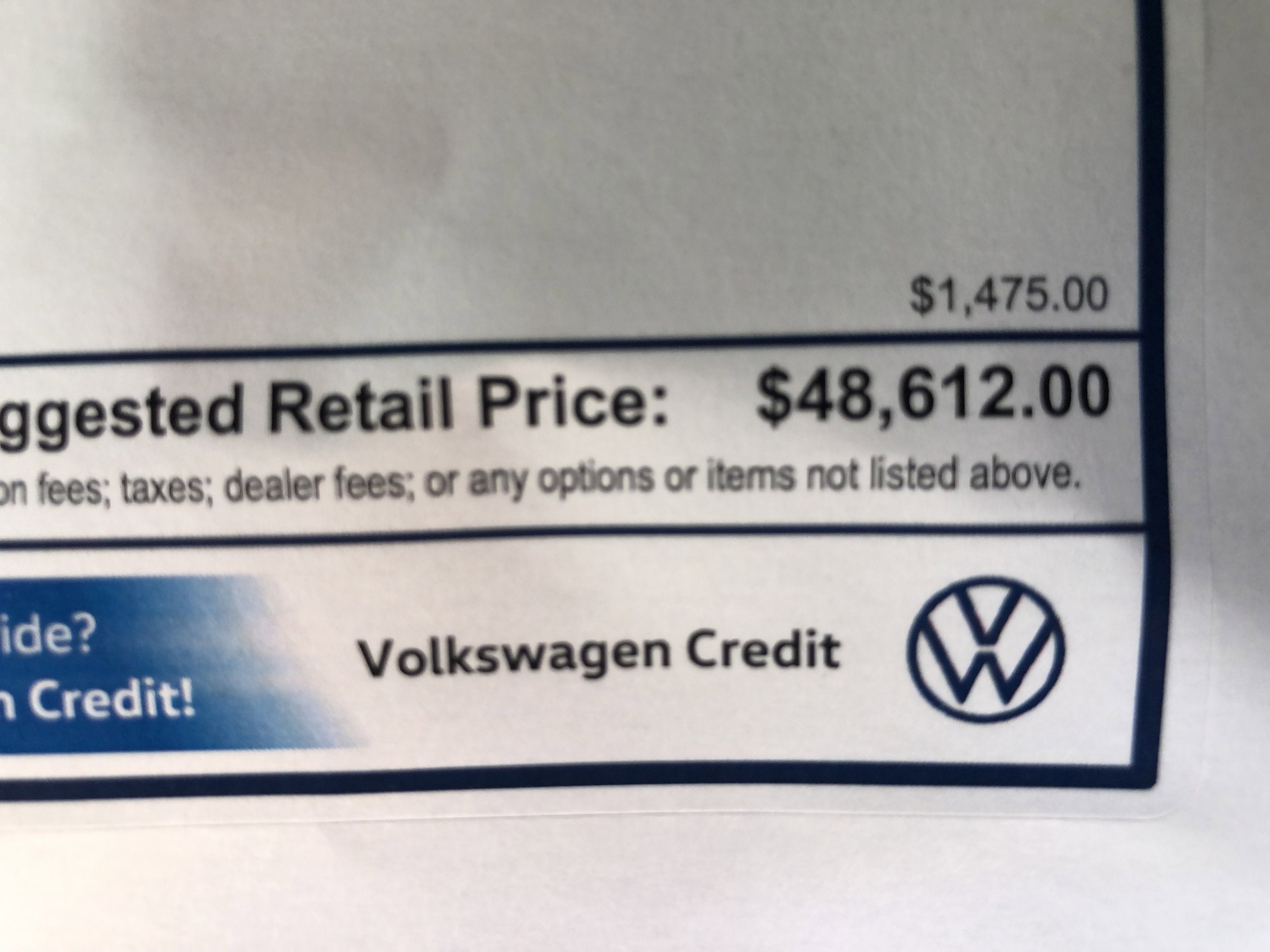 2026 Volkswagen Atlas Cross Sport 2.0T SE w/Technology w/panoramic sunroof