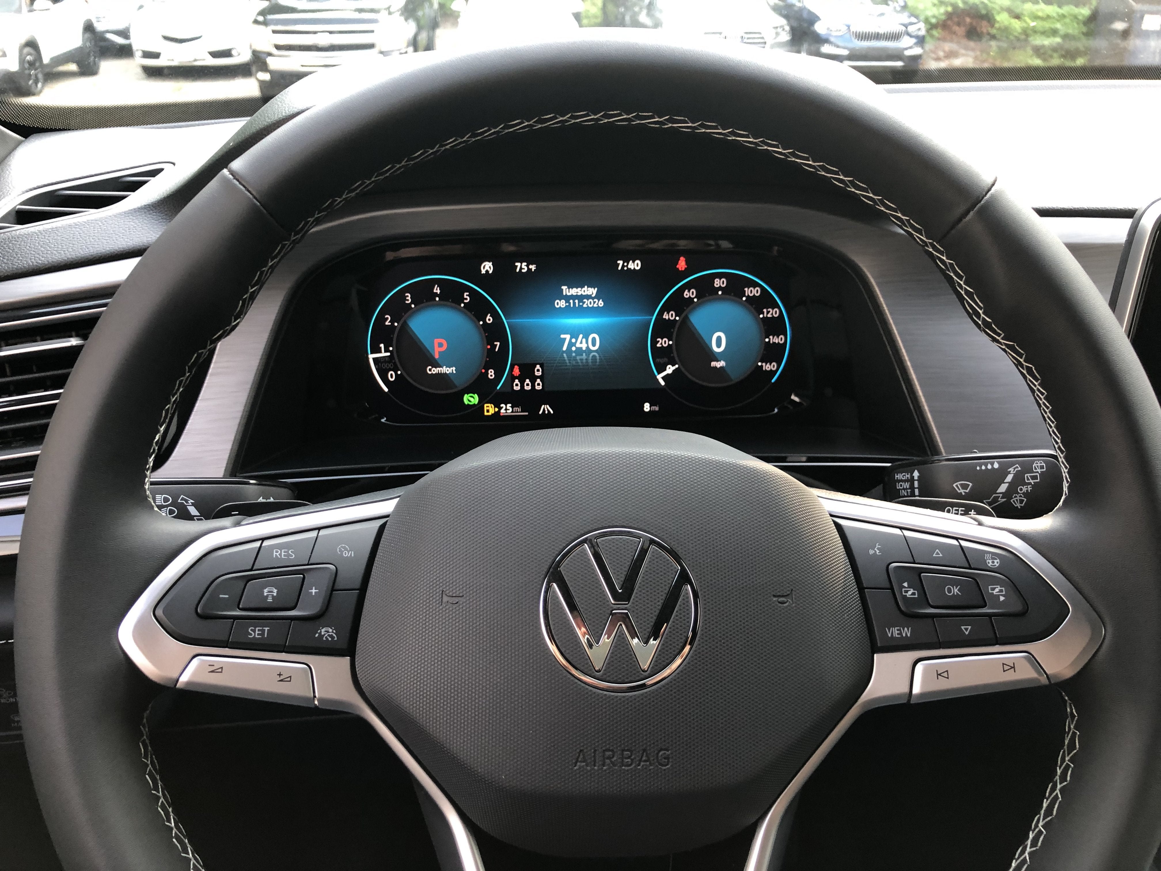 2026 Volkswagen Atlas Cross Sport 2.0T SE w/Technology w/panoramic sunroof and black wheel package