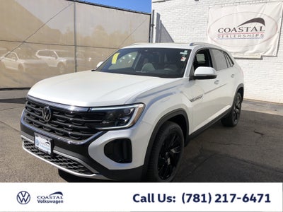 2026 Volkswagen Atlas Cross Sport 2.0T SE w/Technology w/panoramic sunroof and black wheel package