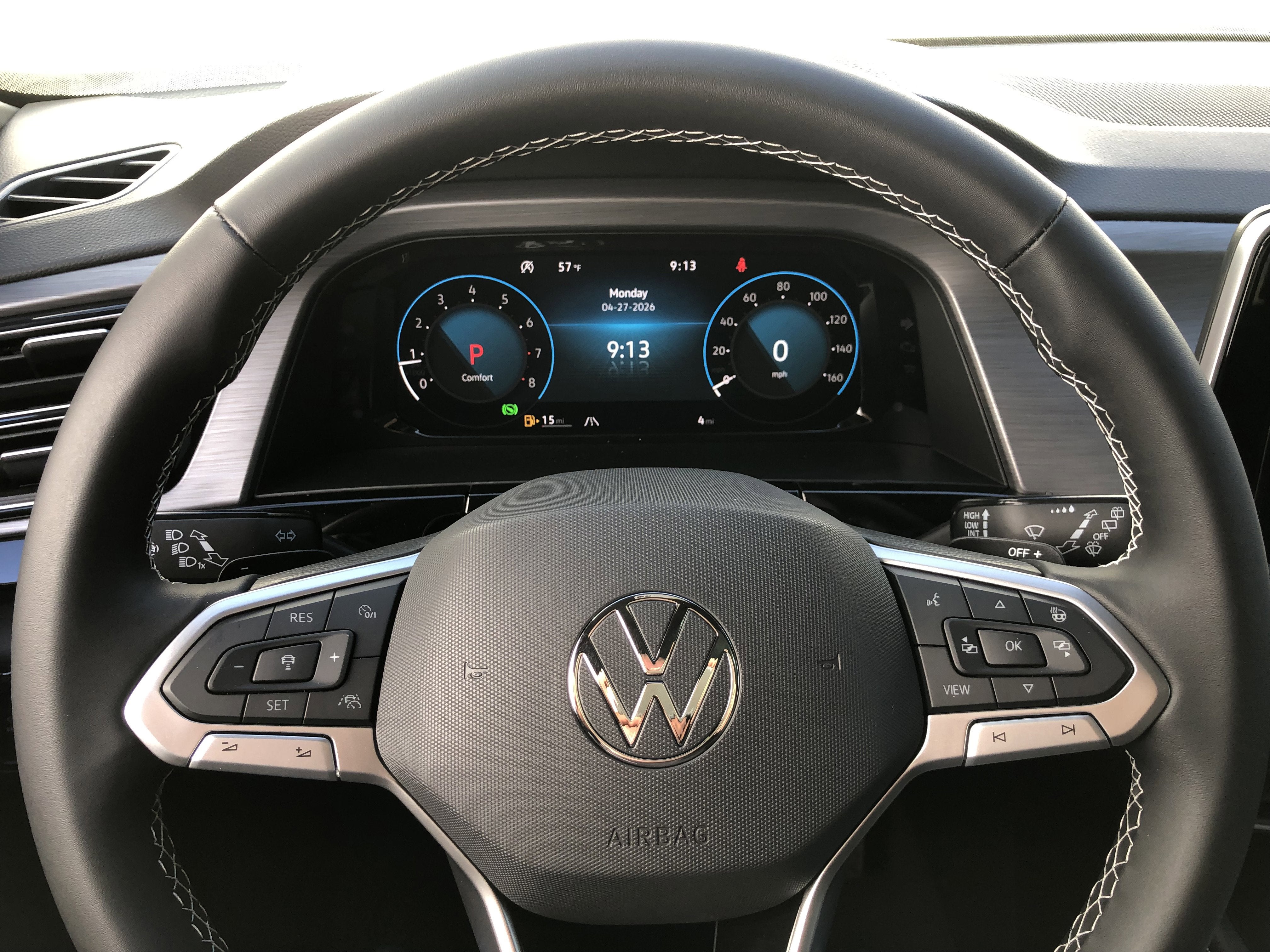 2026 Volkswagen Atlas Cross Sport 2.0T SE w/Technology w/panoramic sunroof and black wheel package