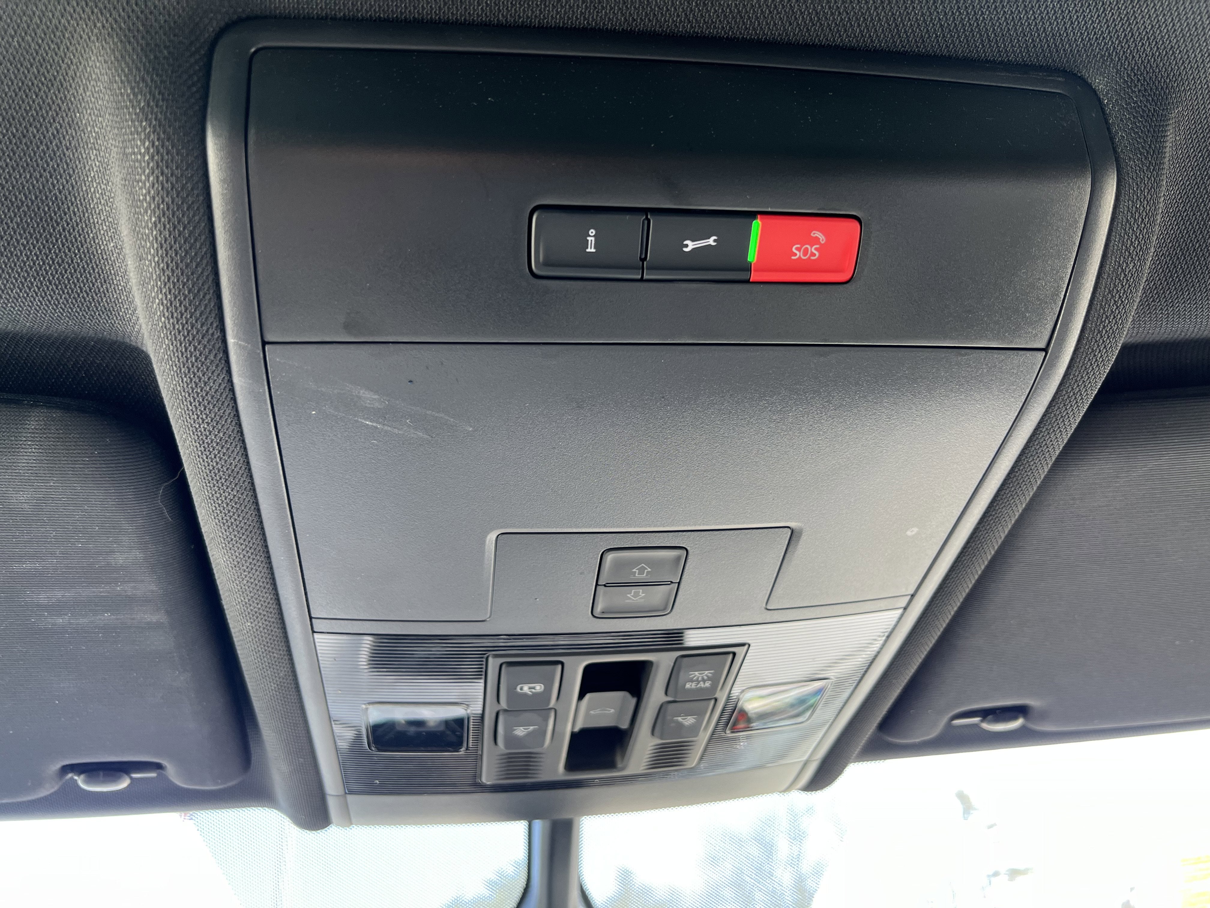 2023 Volkswagen Atlas Cross Sport 3.6L V6 SE w/Technology