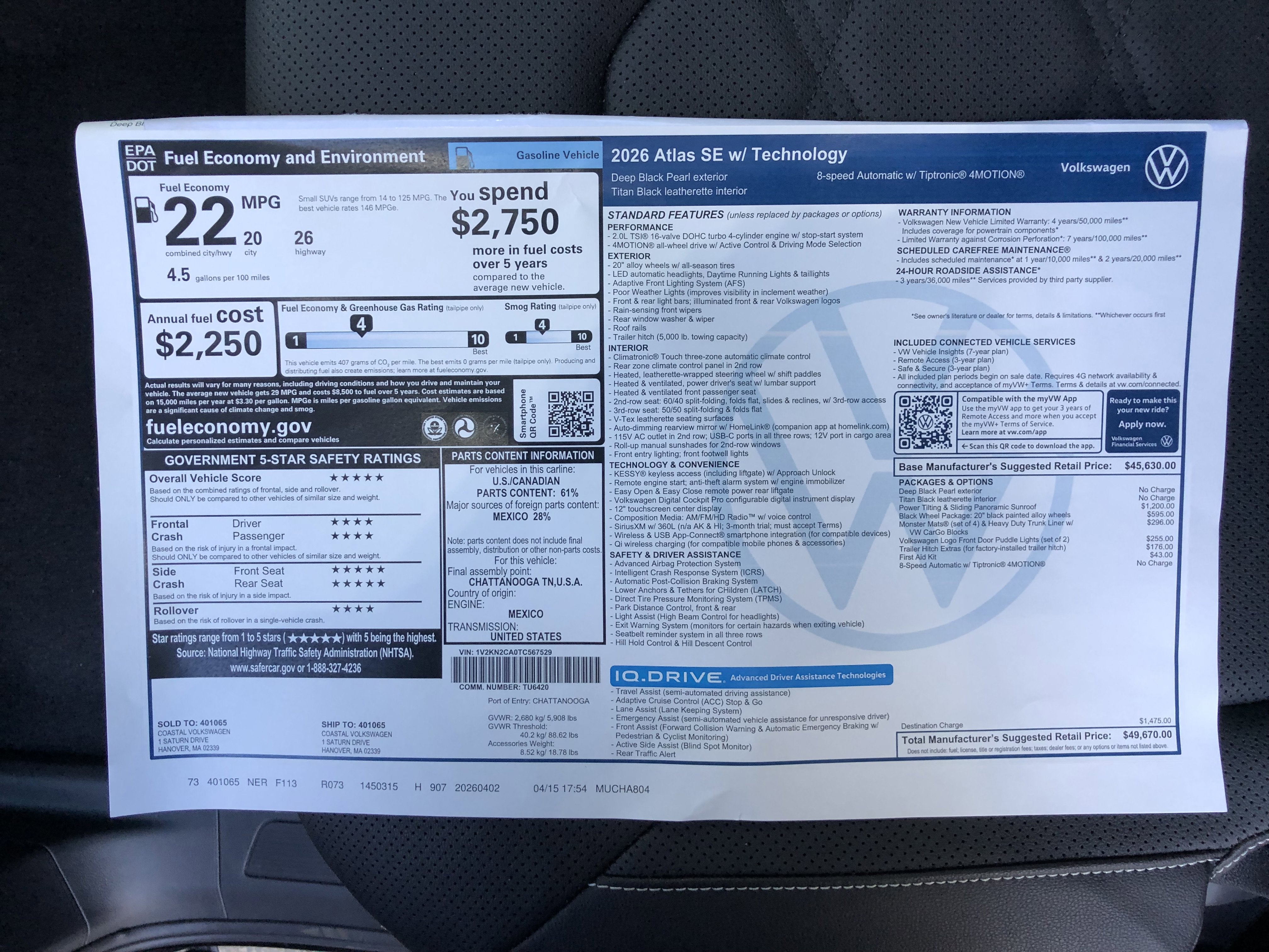 2026 Volkswagen Atlas 2.0T SE w/Technology w/panoramic sunroof and black wheel package