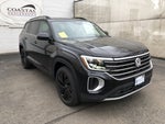 2026 Volkswagen Atlas 2.0T SE w/Technology w/panoramic sunroof and black wheel package