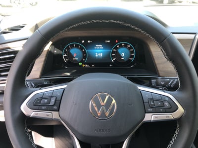 2026 Volkswagen Atlas 2.0T SE w/Technology w/captains chairs, panoramic sunroof and black wheel package