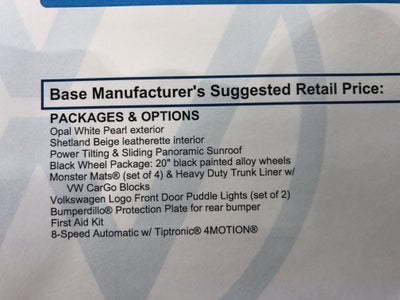 2026 Volkswagen Atlas 2.0T SE w/Technology w/panoramic sunroof and black wheel package