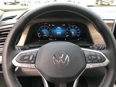 2026 Volkswagen Atlas 2.0T SE w/Technology w/panoramic sunroof