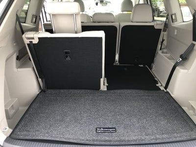2026 Volkswagen Atlas 2.0T SE w/Technology w/panoramic sunroof