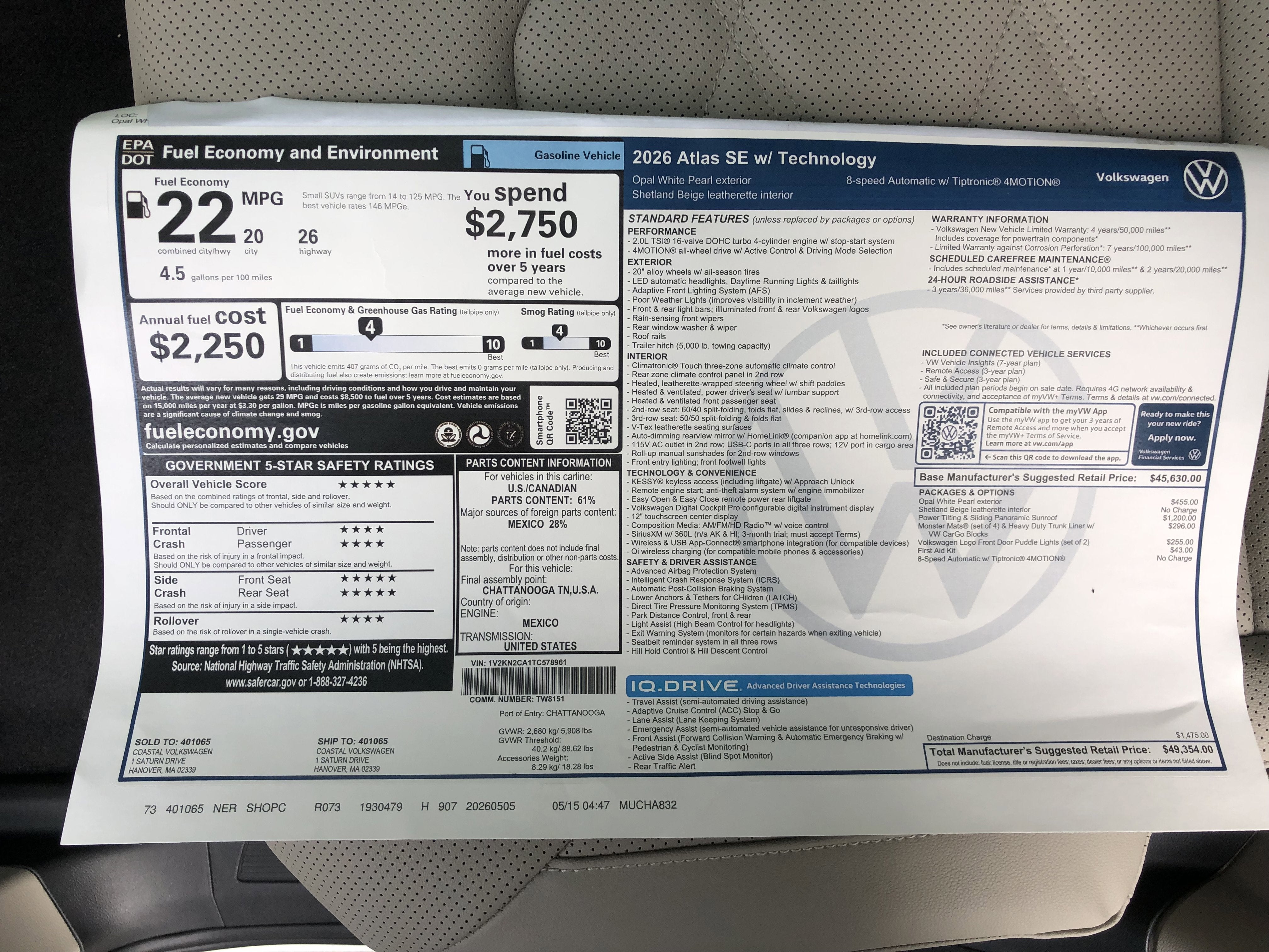 2026 Volkswagen Atlas 2.0T SE w/Technology w/panoramic sunroof