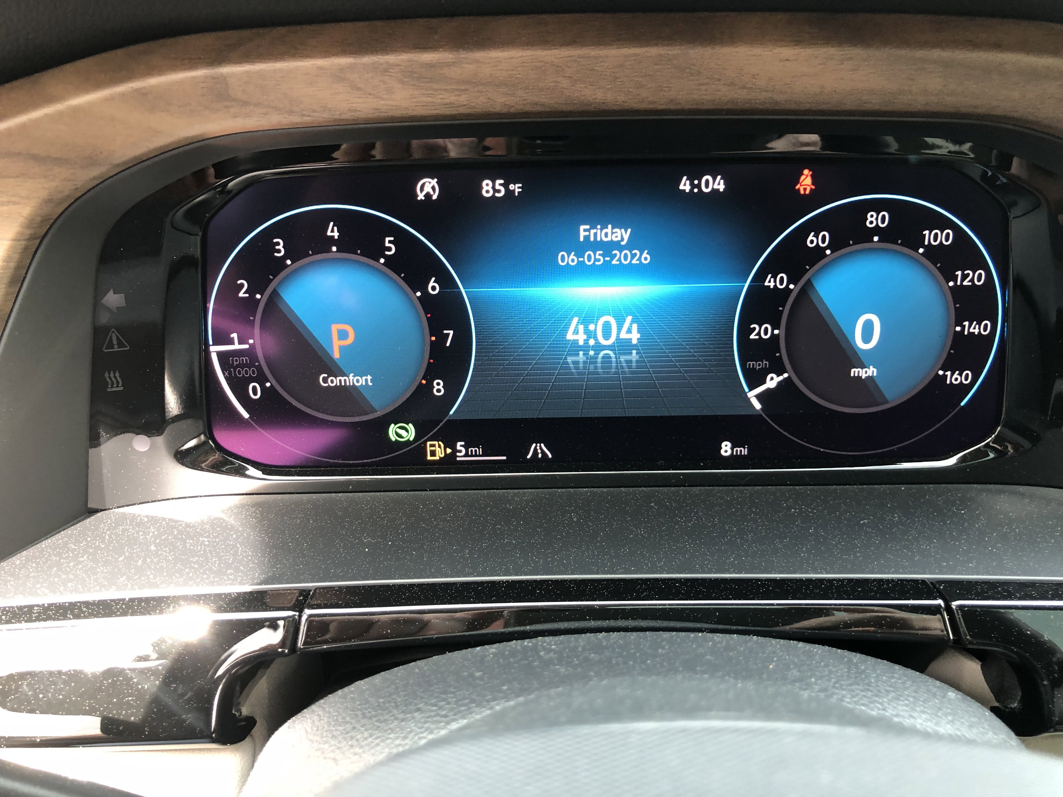 2026 Volkswagen Atlas 2.0T SE w/Technology w/panoramic sunroof
