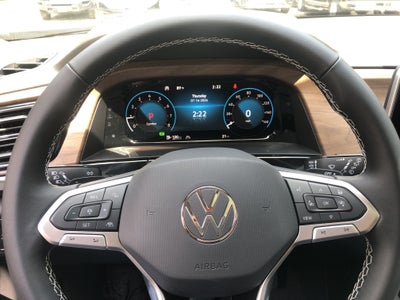 2026 Volkswagen Atlas 2.0T SE w/Technology w/captains chairs, panoramic sunroof and black wheel package