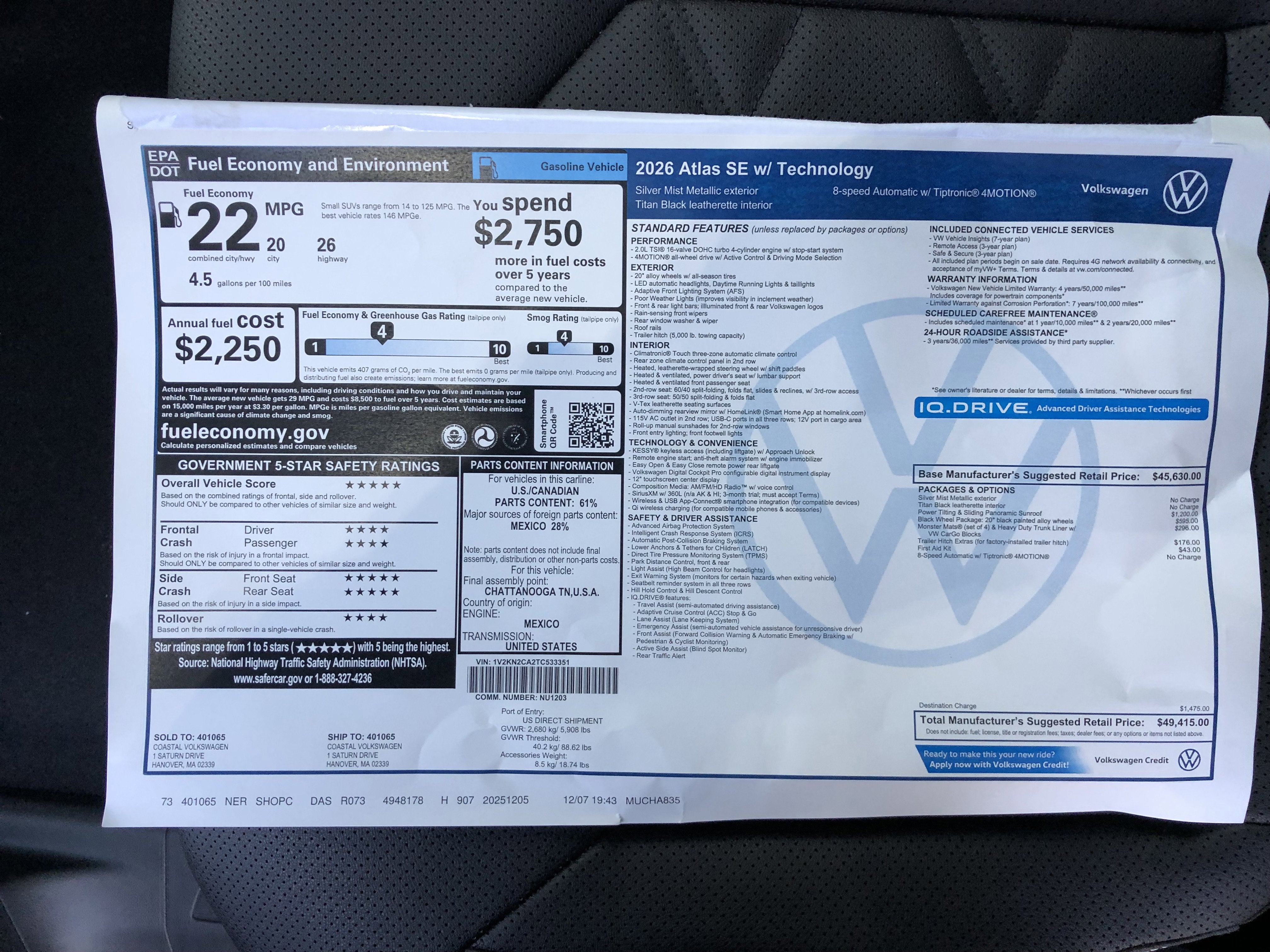 2026 Volkswagen Atlas 2.0T SE w/Technology w/panoramic sunroof and black wheel package