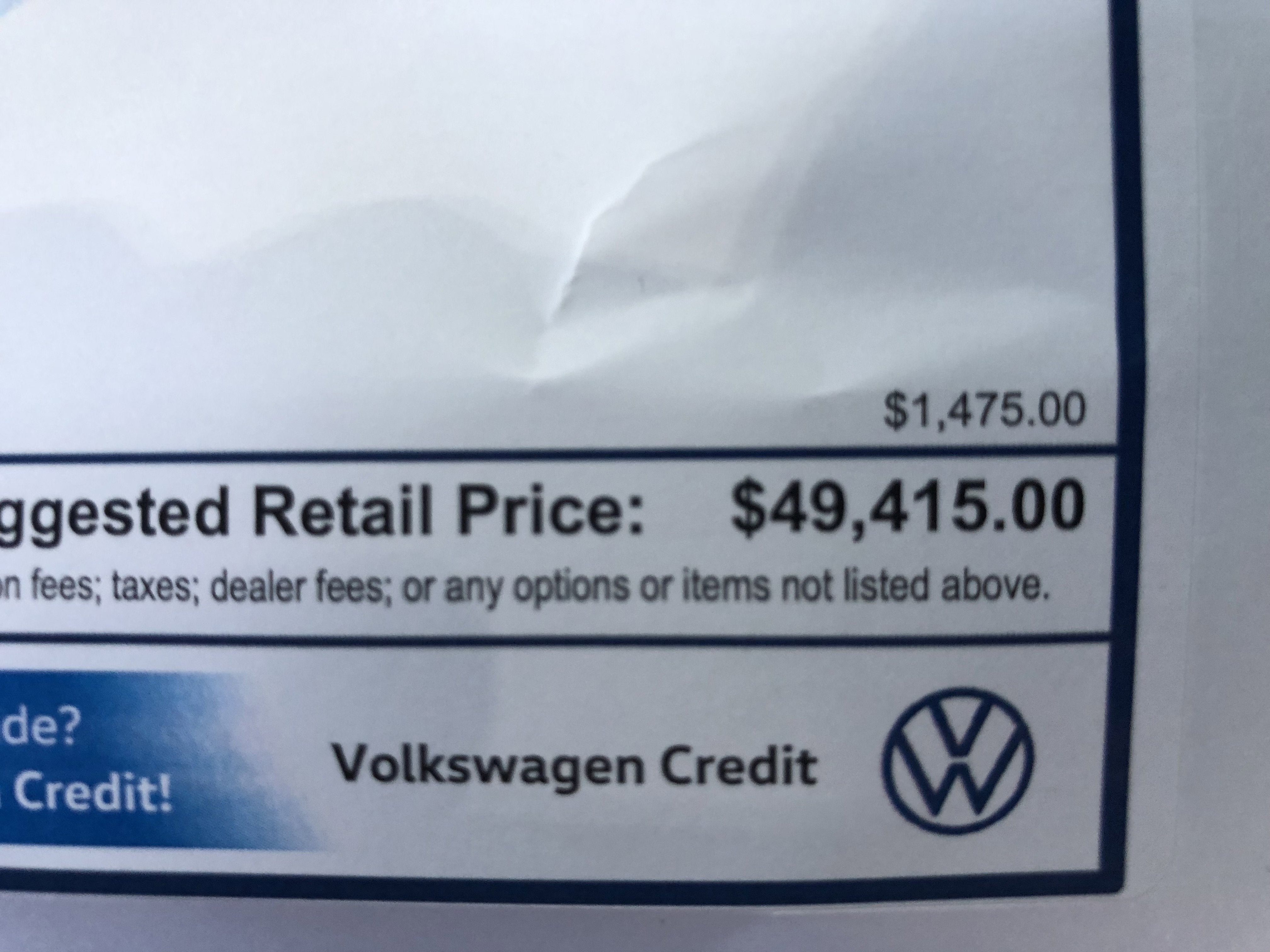 2026 Volkswagen Atlas 2.0T SE w/Technology w/panoramic sunroof and black wheel package