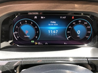 2026 Volkswagen Atlas 2.0T SE w/Technology w/panoramic sunroof