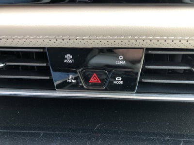2026 Volkswagen Atlas 2.0T SE w/Technology w/panoramic sunroof
