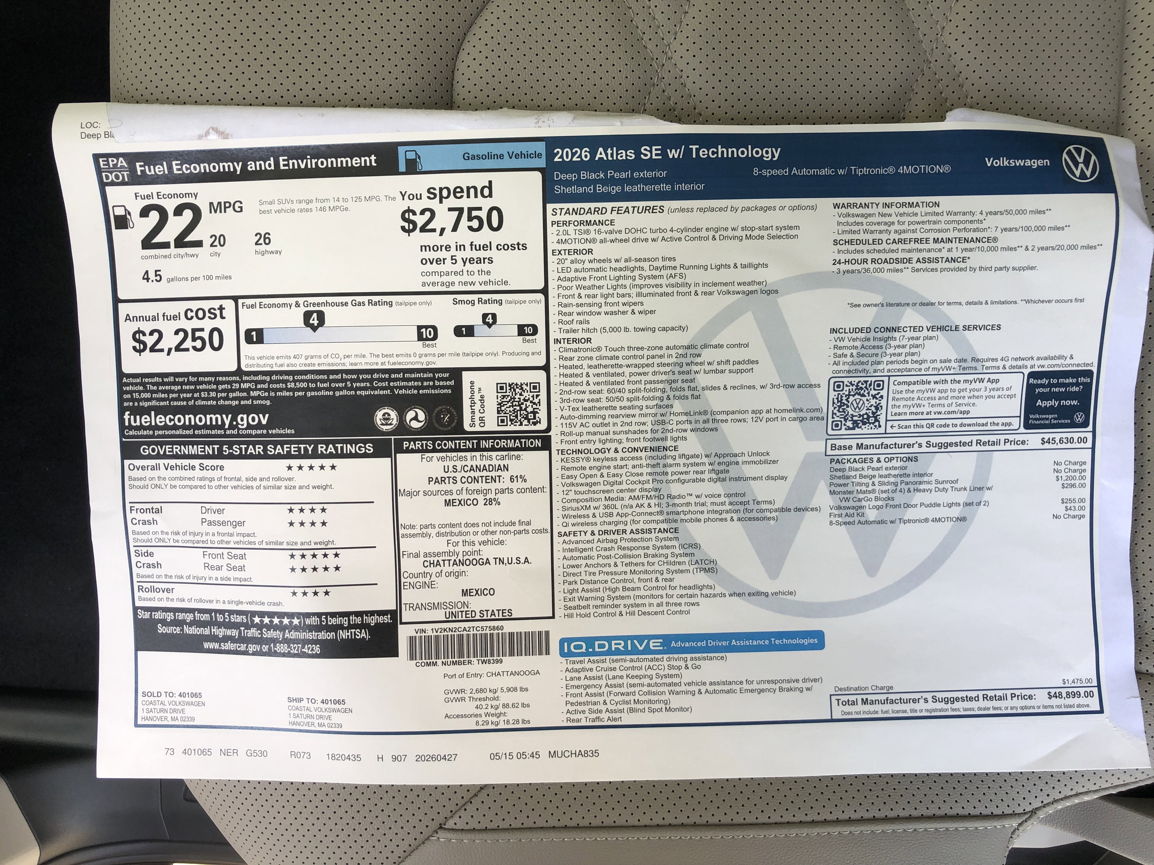 2026 Volkswagen Atlas 2.0T SE w/Technology w/panoramic sunroof