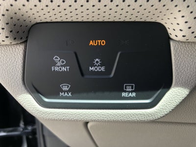 2026 Volkswagen Atlas 2.0T SE w/Technology w/panoramic sunroof