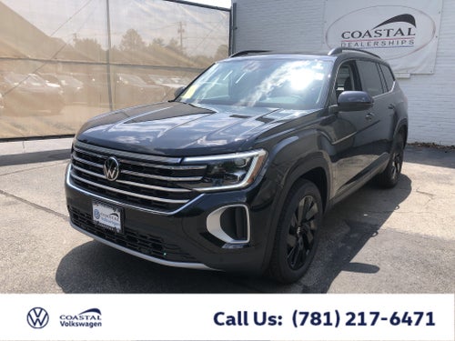 2026 Volkswagen Atlas 2.0T SE w/Technology w/panoramic sunroof and black wheel package