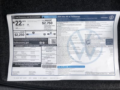 2026 Volkswagen Atlas 2.0T SE w/Technology w/panoramic sunroof and black wheel package