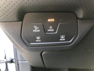 2026 Volkswagen Atlas 2.0T SE w/Technology w/captains chairs, panoramic sunroof and black wheel package