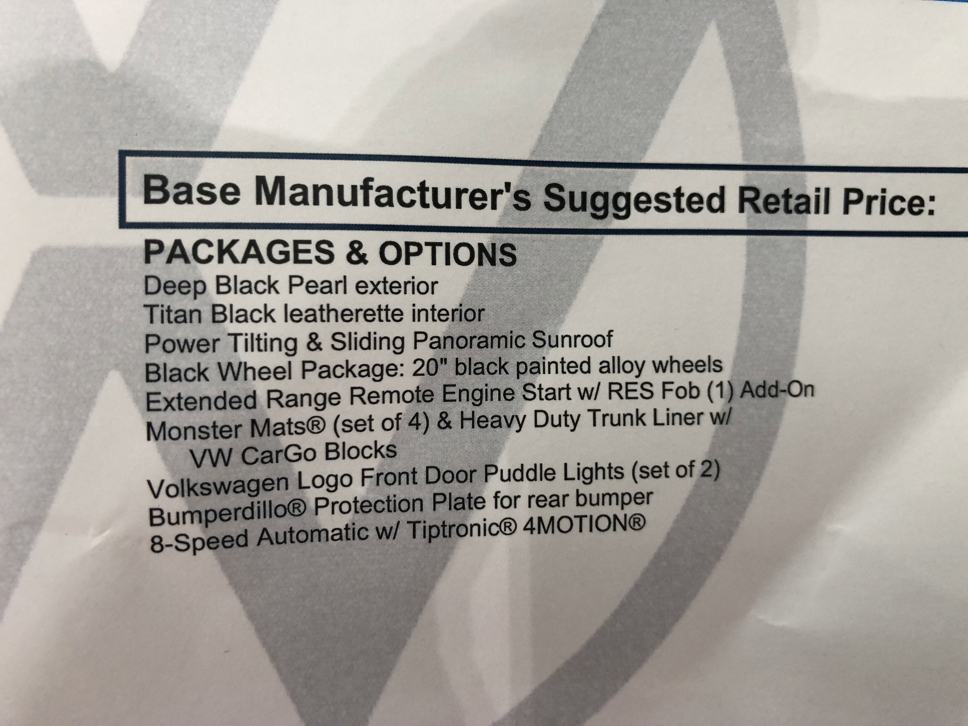 2026 Volkswagen Atlas 2.0T SE w/Technology w/panoramic sunroof and black wheel package