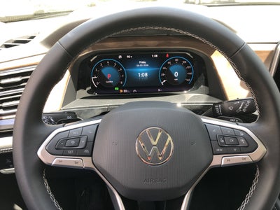 2026 Volkswagen Atlas 2.0T SE w/Technology w/captains chairs, panoramic sunroof and black wheel package