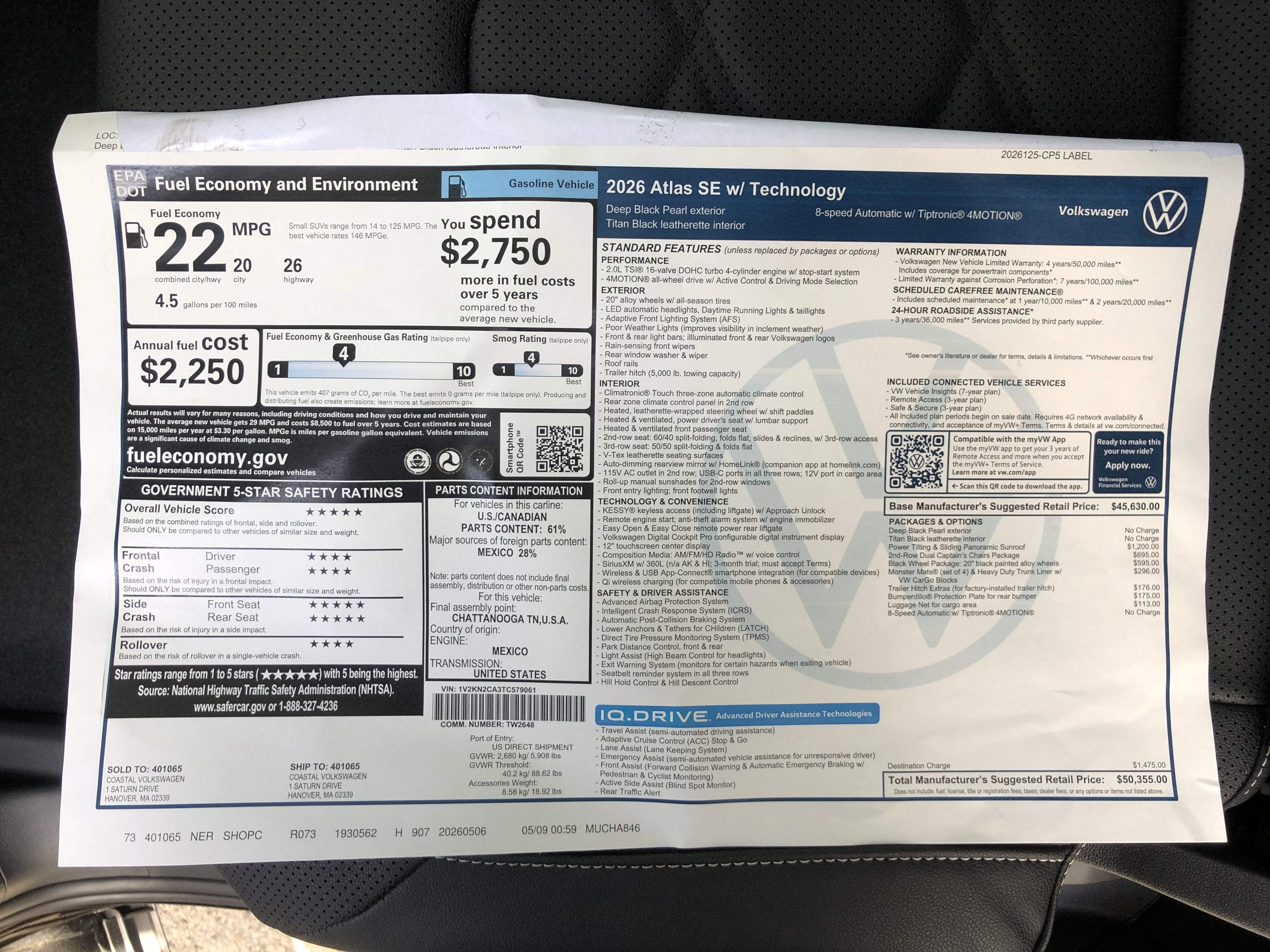 2026 Volkswagen Atlas 2.0T SE w/Technology w/captains chairs, panoramic sunroof and black wheel package