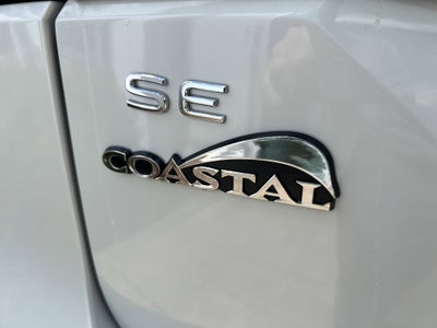 2026 Volkswagen Atlas 2.0T SE w/Technology w/panoramic sunroof and black wheel package