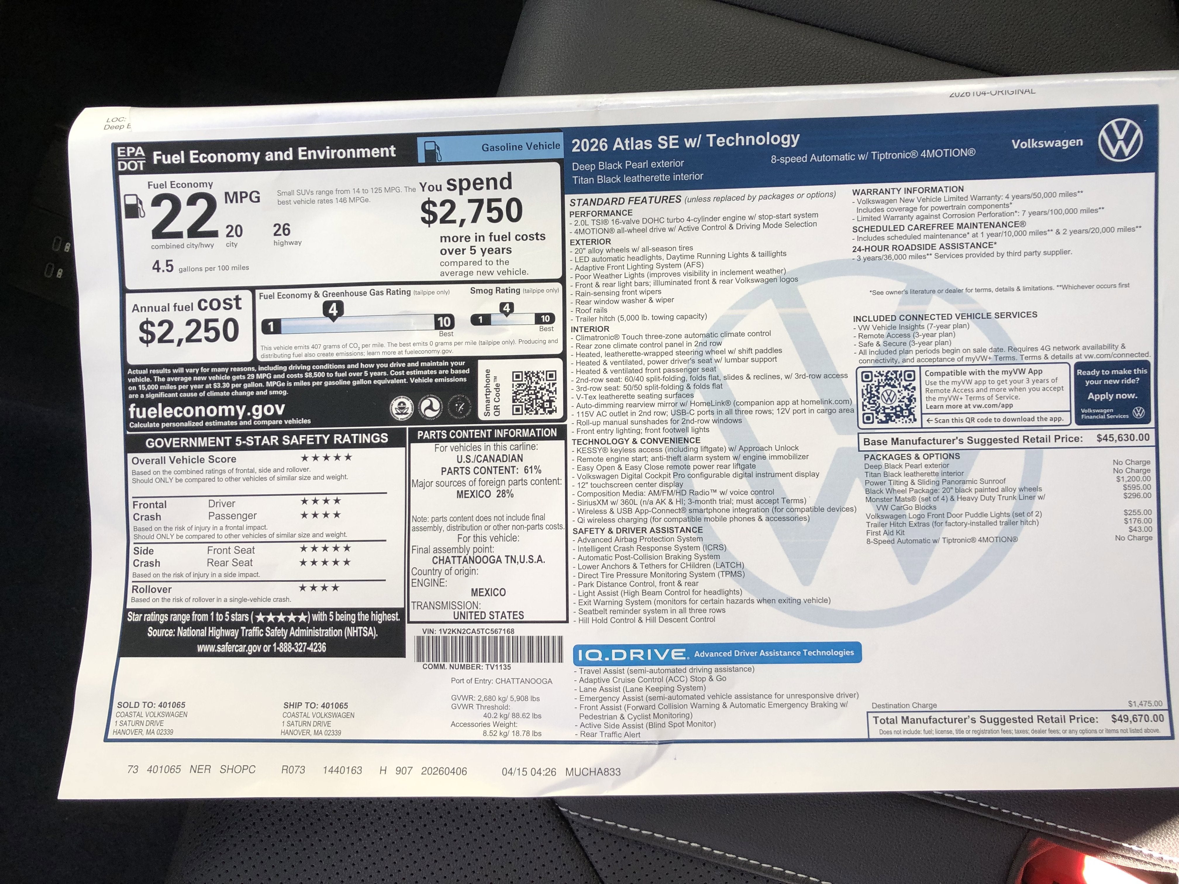 2026 Volkswagen Atlas 2.0T SE w/Technology w/panoramic sunroof and black wheel package