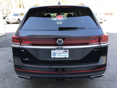 2026 Volkswagen Atlas 2.0T SE w/Technology w/captains chairs, panoramic sunroof and black wheel package
