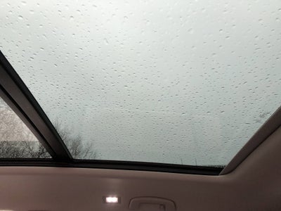 2026 Volkswagen Atlas 2.0T SE w/Technology w/panoramic sunroof and black wheel package