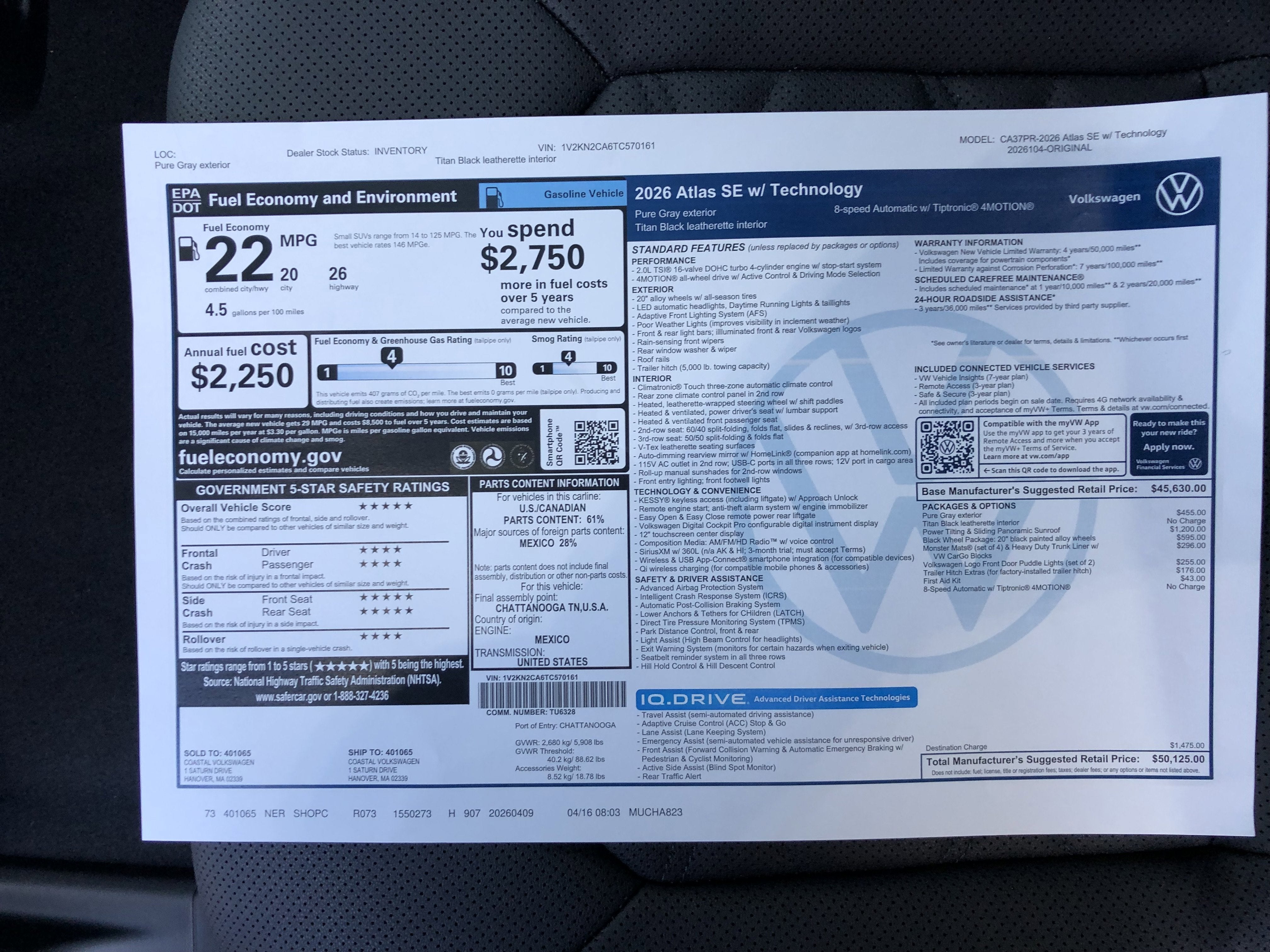 2026 Volkswagen Atlas 2.0T SE w/Technology w/panoramic sunroof and black wheel package